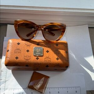 MCM NWT Authentic  Cat Eye Ladies Sunglasses Striped Cognac